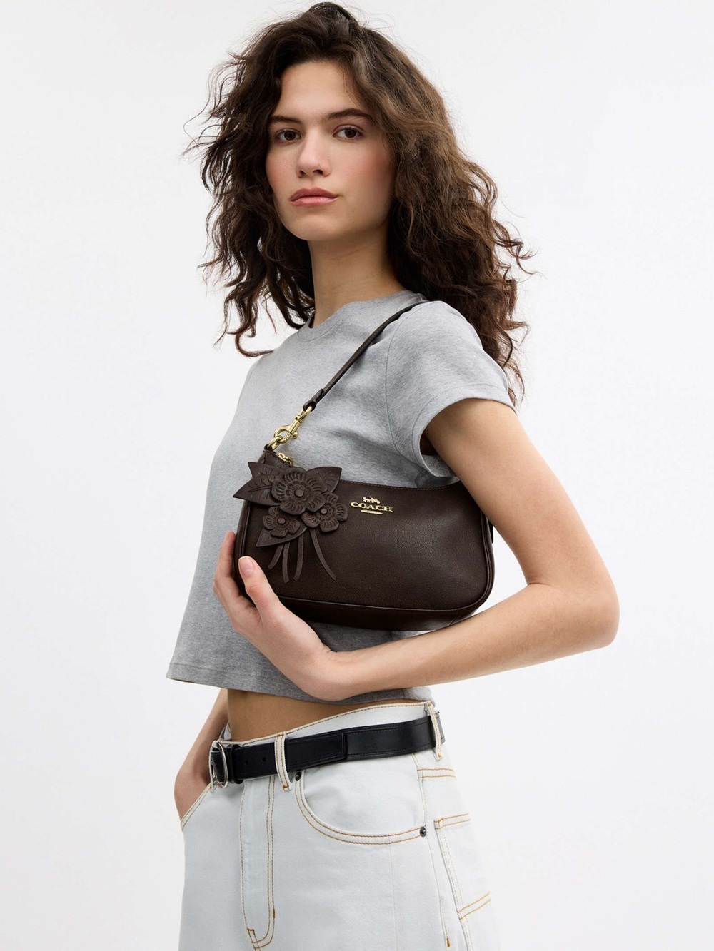 COACH NWT Teri Shoulder Bag Floral Applique Leather Maple Brown Gold - Picture 2 of 10